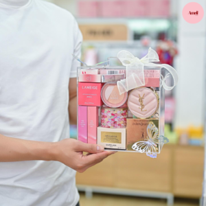 Box quà mỹ phẩm nội địa Trung cho nữ